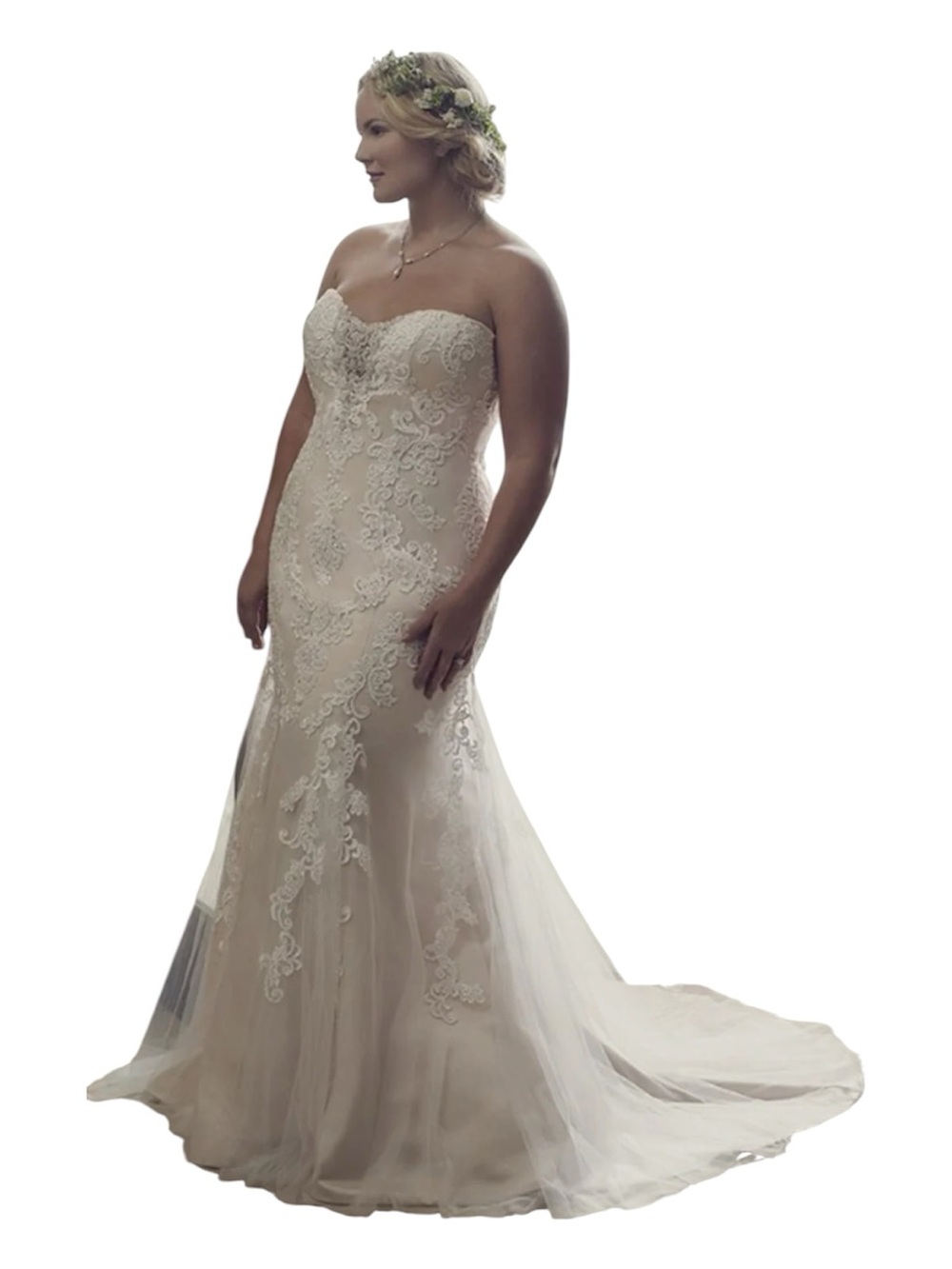 Strapless Lace Trumpet Wedding Dress in Ivory